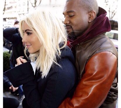 É guerra aberta! Kanye West ataca Kim Kardashian por causa de fotos sensuais