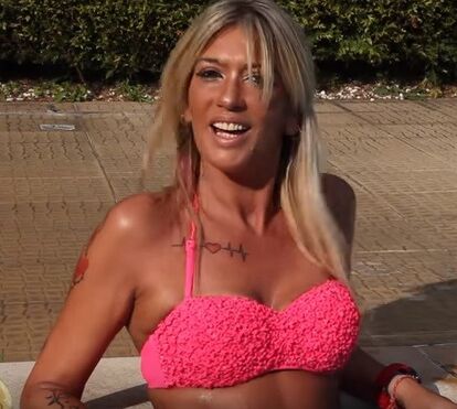 Maria Leal aquece redes sociais com novo vídeo... em biquíni
