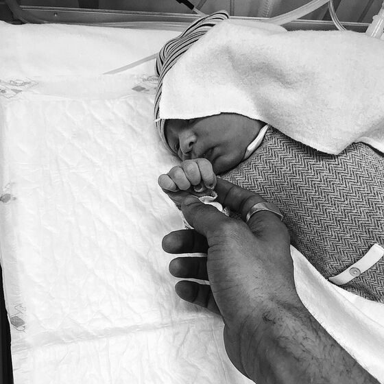 Mia Rose, Miguel Cristovinho