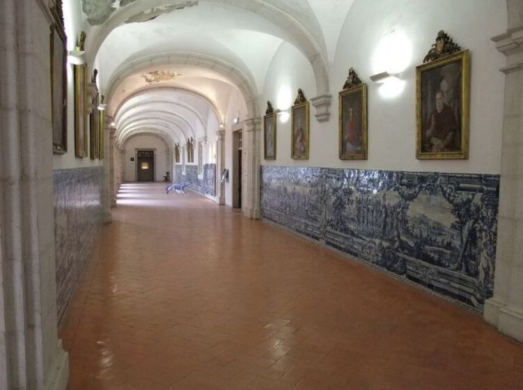 Palácio São Vicente de Fora