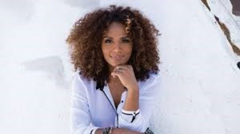 Janet Mock, Morgan Freeman, Assédio sexual