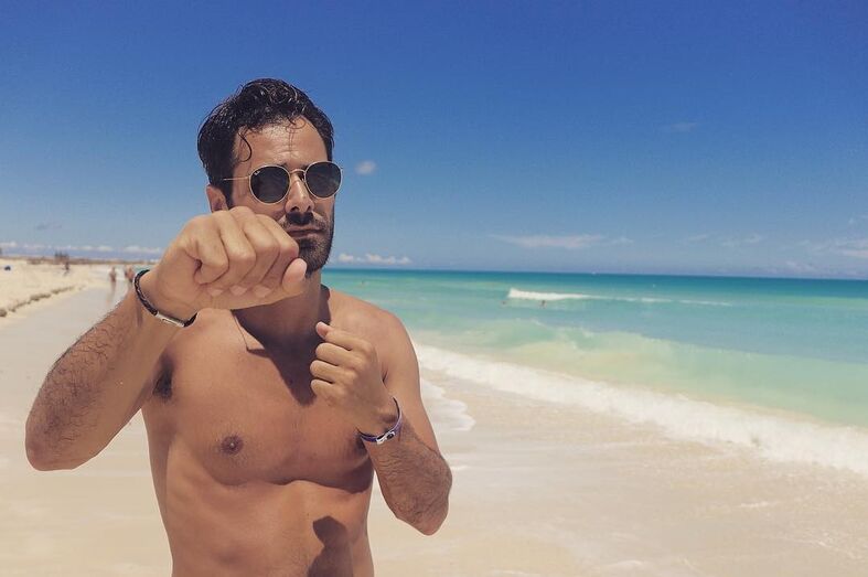 Cláudia Vieira, João Alves, Cuba