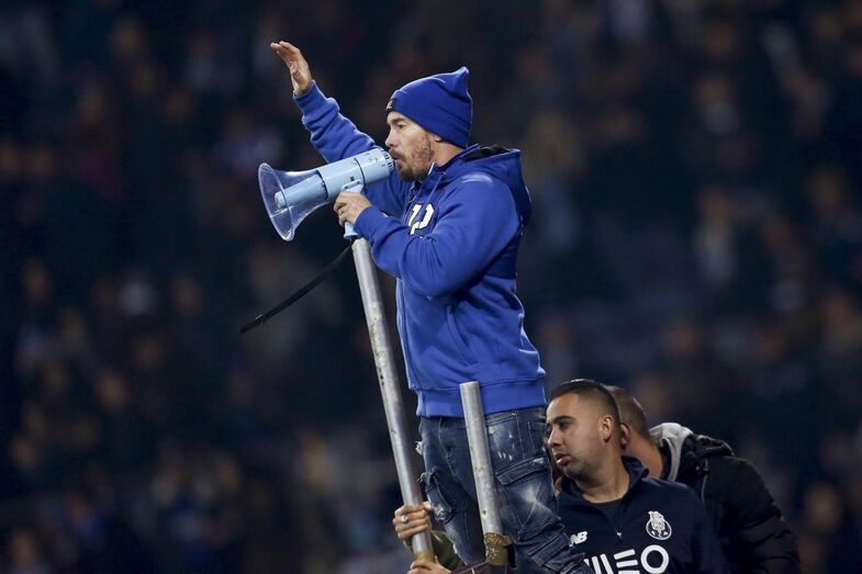 Macaco, Fernando madureira, líder. claque, FC Porto, super dragões