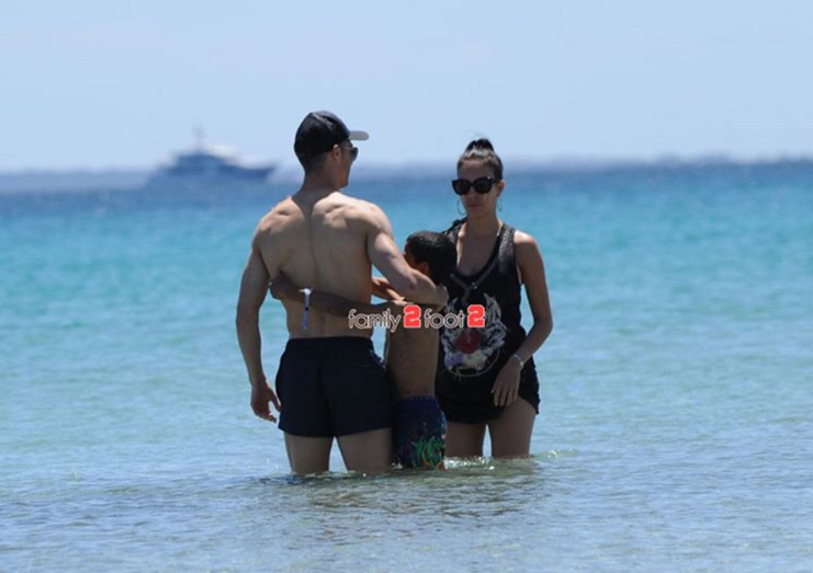 Georgina Rodríguez, Cristiano Ronaldo, Relações, Alana Martina, Cristiano Jr, Ibiza, férias