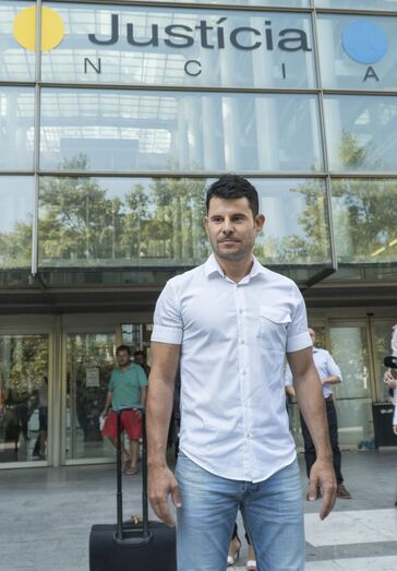 Javier Santos, Maria Edite, bastardo, filho, Julio Iglesias, portuguesa