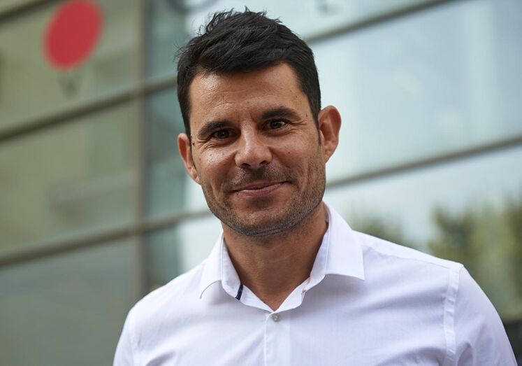 Javier Santos, Maria Edite, bastardo, filho, Julio Iglesias, portuguesa