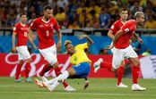 Neymar, Brasil, Mundial 2018, Quedas 1ª fase