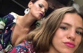 Luxo! Sobrinha de 13 anos de Ronaldo orgulhosa da sua carteira de centenas de euros