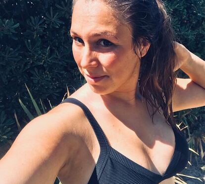 Joana Madeira foi "à faca" e não se cansa de mostrar o resultado com fotos atrevidas