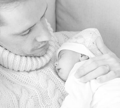 Núria Madruga mostra novas fotos amorosas do filho mais novo