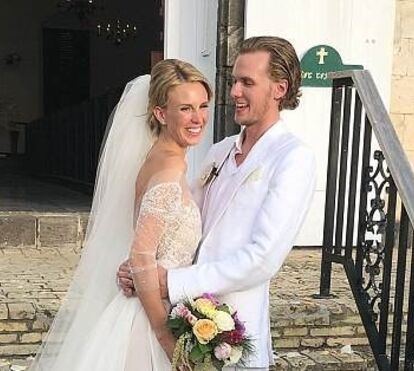 Irmão de Paris Hilton casou-se com condessa alemã