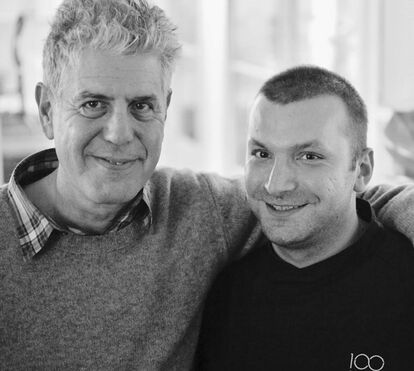 Ljubomir Stanisic chora a morte de Anthony Bourdain: 'Era um rebelde com causa'