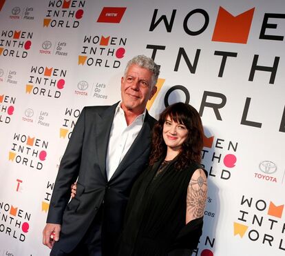 Fim do namoro com Asia Argento terá precipitado suicídio de Anthony Bourdain