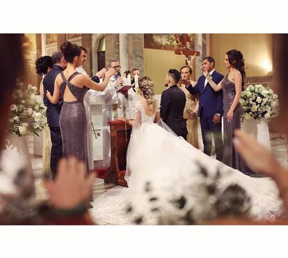 As imagens românticas do casamento de Alex Telles