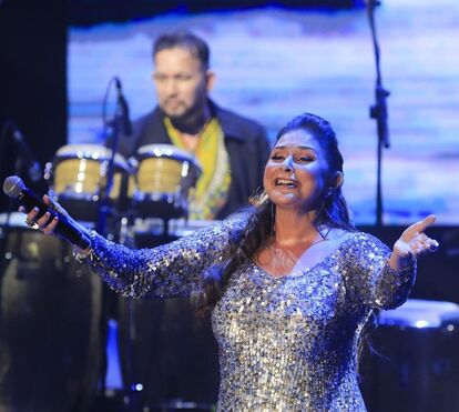 Famosos juntam-se para festejar com Fáfá de Belém