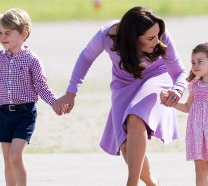 Charlotte só usa vestidos. Conheça as razões para este mistério