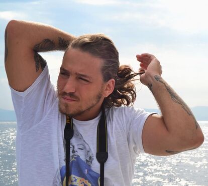 Ai, Jesus! A sensualidade do filho mais novo de JJ 