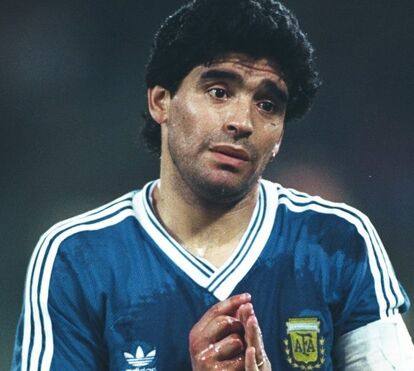 Paixão inesquecível! A obsessão doentia de Maradona pela princesa Carolina