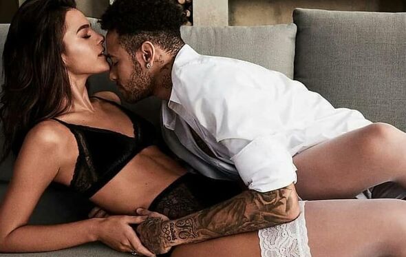 Bruna Marquezine, Neymar