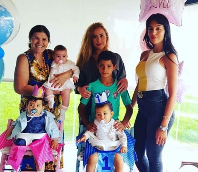 Dolores Aveiro, georgina rodriguez e gémeos