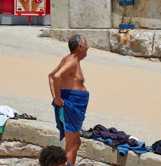 Presidente, Marcelo Rebelo de Sousa, calções, praia, cascais, presidente da república