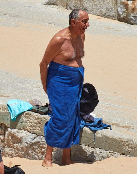 Presidente, Marcelo Rebelo de Sousa, calções, praia, cascais, presidente da república