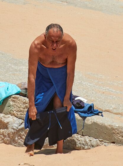 Presidente, Marcelo Rebelo de Sousa, calções, praia, cascais, presidente da república
