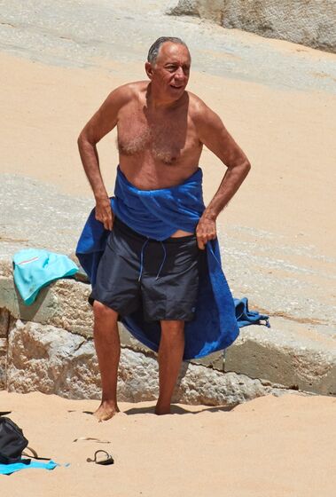 Presidente, Marcelo Rebelo de Sousa, calções, praia, cascais, presidente da república