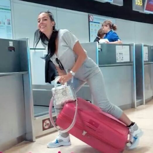 Georgina adora as calças sporty