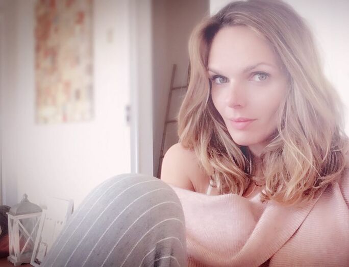 Joana Câncio, Grávida, despida, nua, lingerie, atriz, teatro 5 lésbicas e uma quiche