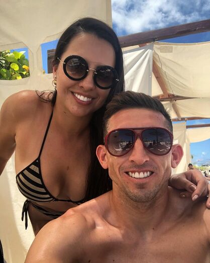Héctor Herrera, Shantal Mayo