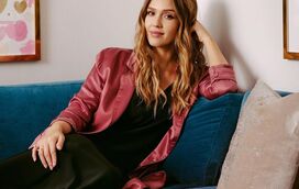 Surpresa! Jessica Alba revela sofrer de assédio sexual desde os 12 anos