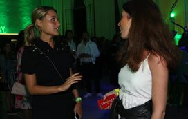 Peripécia: Lourenço Ortigão continua a fugir a fotos com Kelly Bailey