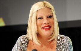 Da mansão de mais de 100 milhões para uma caravana. A queda no abismo da mimada atriz Tori Spelling