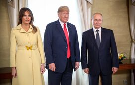 Depois de gafes com Trump, Melania mostra-se "apavorada" ao cumprimentar Putin