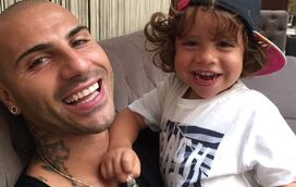 Ricardo Quaresma emocionado no aniversário do filho