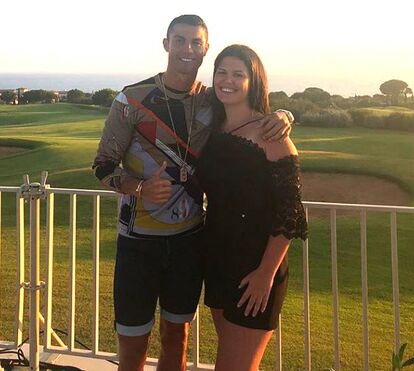 Fotos sensuais e festas toda a noite. Sobrinha de CR7 começa aproveita verão ao máximo