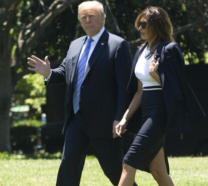 Bronca! Donald Trump esquece-se de Melania à porta da Casa Branca