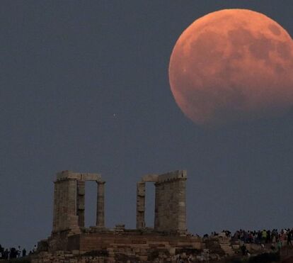 Este ano há três eclipses e dois são já no mês de março. Descubra as melhores formas de apreciar o fenómeno