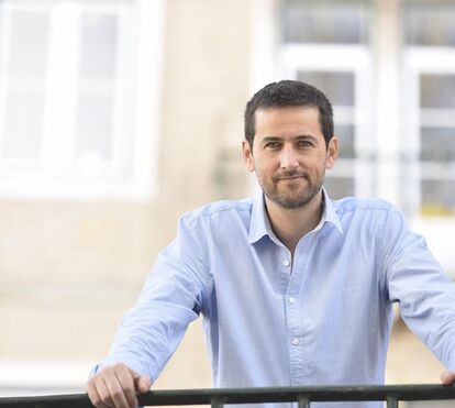 Lili Caneças convida Ricardo Robles a ir viver para Cascais... ao pé dela