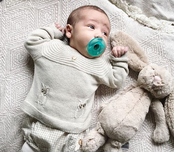 mia rose, bebé