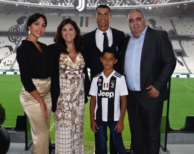 dolores aveiro, ronaldo, clã aveiro, georgina