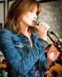 Carla Bruni, atriz, namorados, celebridades, Eric Clapton, Nicolas Sarkozy, Vincent Perez