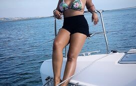 A senhora que se segue! Bruno de Carvalho tem uma nova menina querida... que até é famosa!