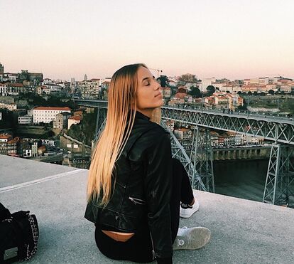 Uau! Filha de Nuno Gomes volta a provocar com fotos sensuais em biquíni