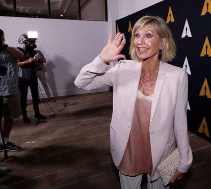 Surpresa: John Travolta e Olivia Newton-John juntos novamente
