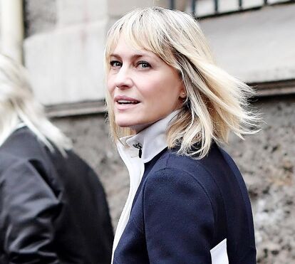 Casamento relâmpago: veja as imagens do matrimónio de Robin Wright com Clement Giraudet