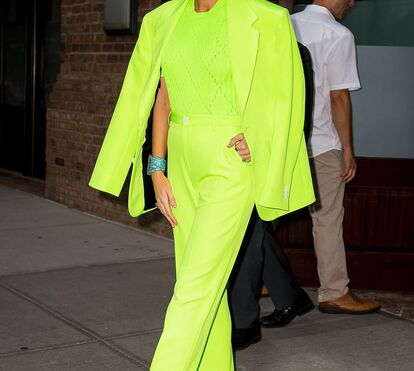 Inspire-se nos looks masculinos de Blake Lively para a 'rentrée'