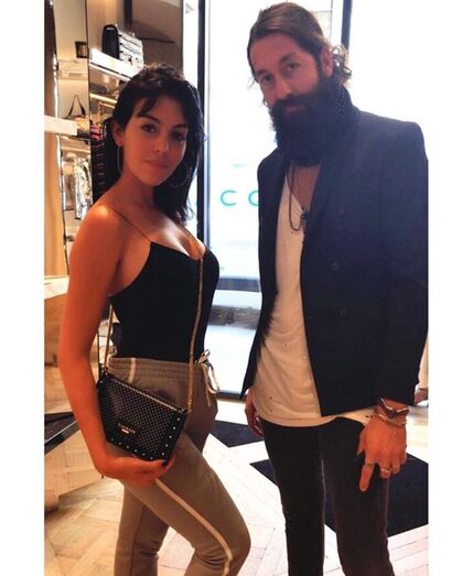 As novas fotografias de Georgina Rodríguez a exibir o anel