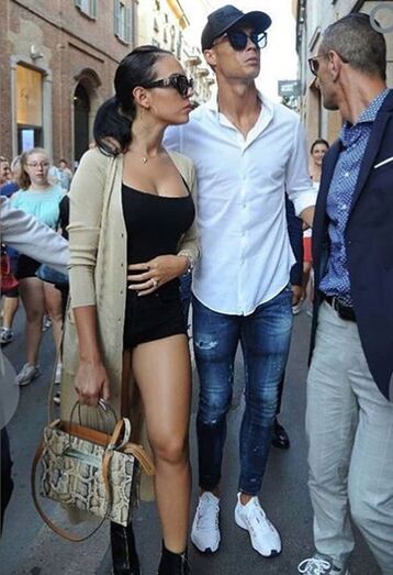 O top favorito de Georgina Rodríguez custa menos de 6 euros